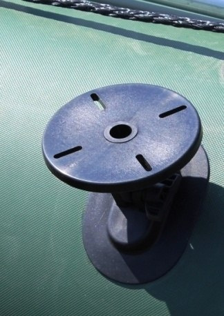 Pontoon sonar holder Pontoon sonar holder