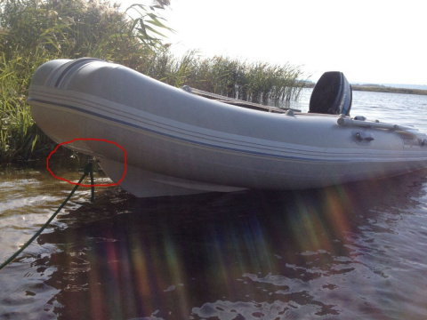 Klej DR.BOAt + Uchwyt cumowniczy/zaczep linki do pontonu Klej DR.BOAt + Uchwyt cumowniczy/zaczep linki do pontonu