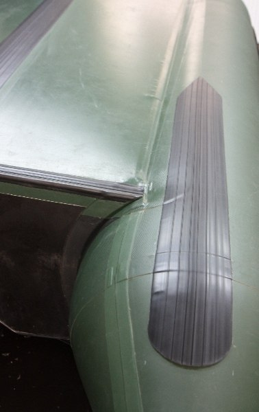 5m Black and white 60mm protection slat for inflatable boat 5m Black and white 60mm protection slat for inflatable boat