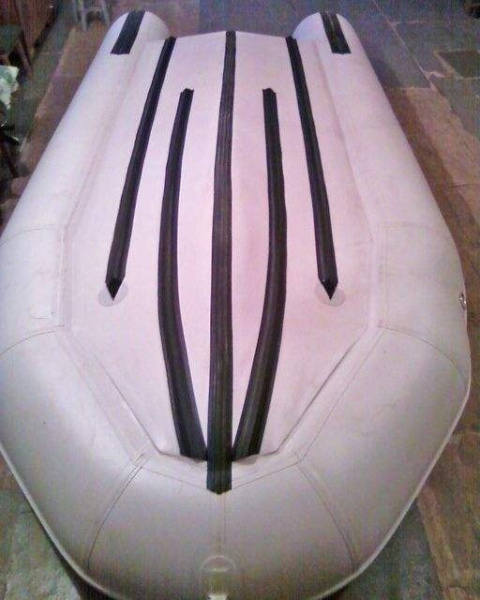 Listwa ochronna czarna 110mm do pontonu Listwa ochronna czarna 110mm do pontonu