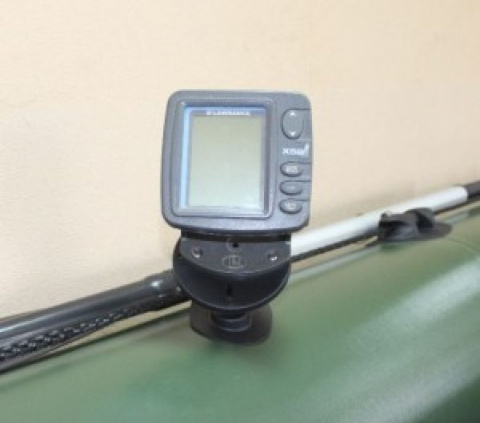 Pontoon sonar holder Pontoon sonar holder